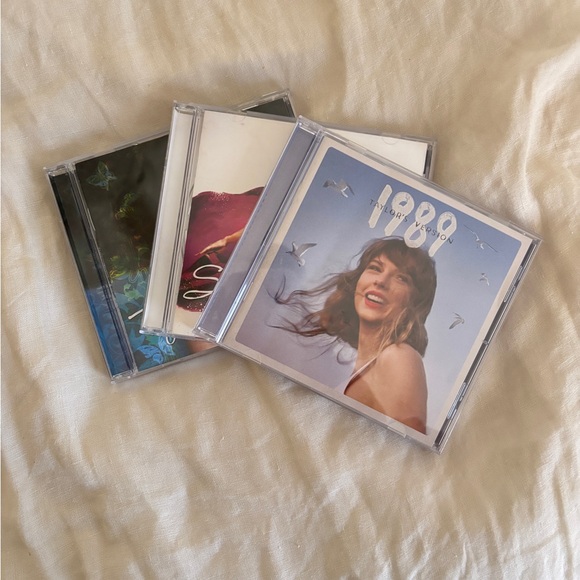 Taylor Swift CD Collection - Picture 4 of 7